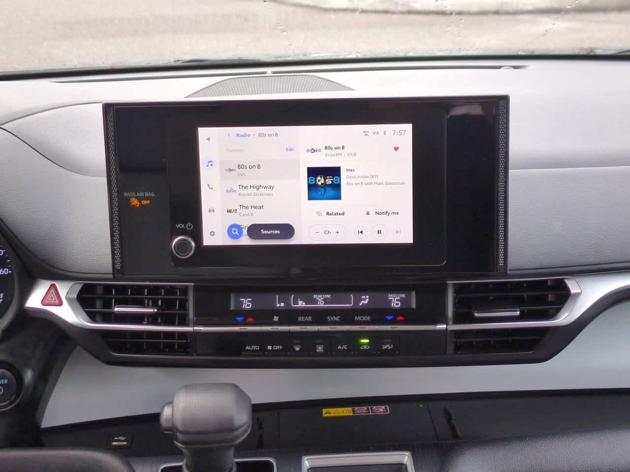 Thumbnail: 2025 Toyota Sienna - 18