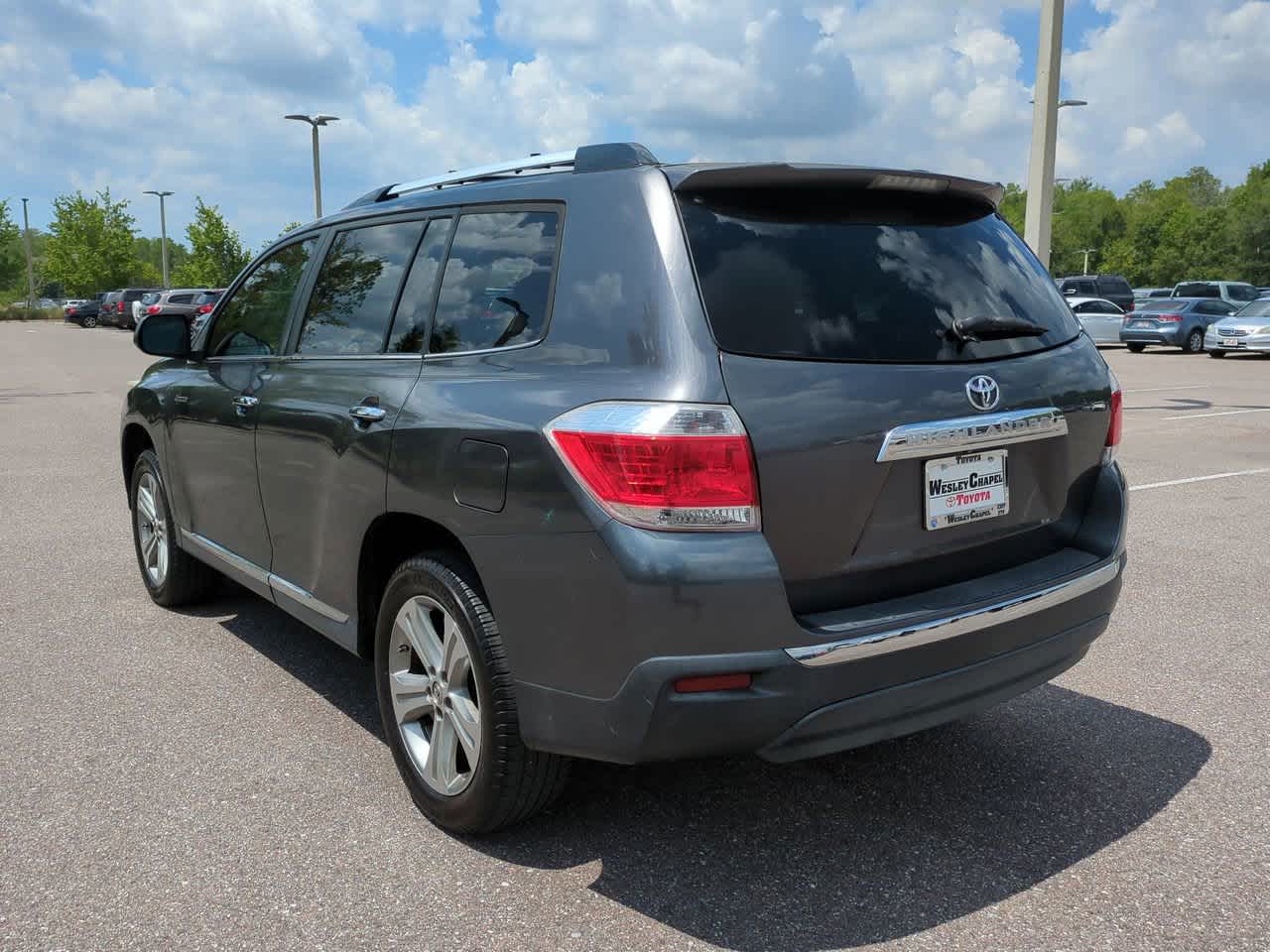 Thumbnail: 2013 Toyota Highlander - 4