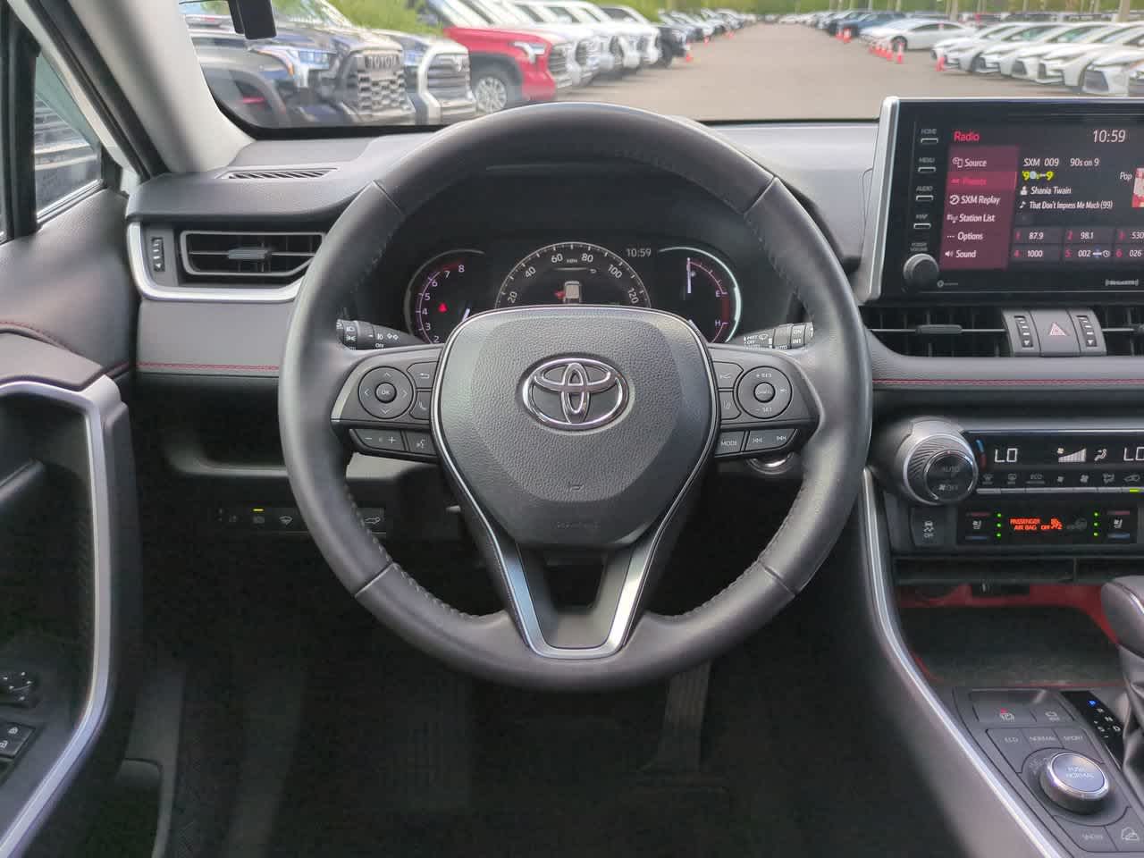 Thumbnail: 2020 Toyota RAV4 - 15