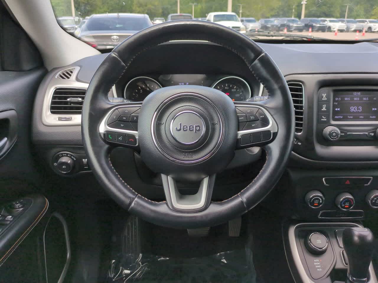 Thumbnail: 2017 Jeep Compass - 15
