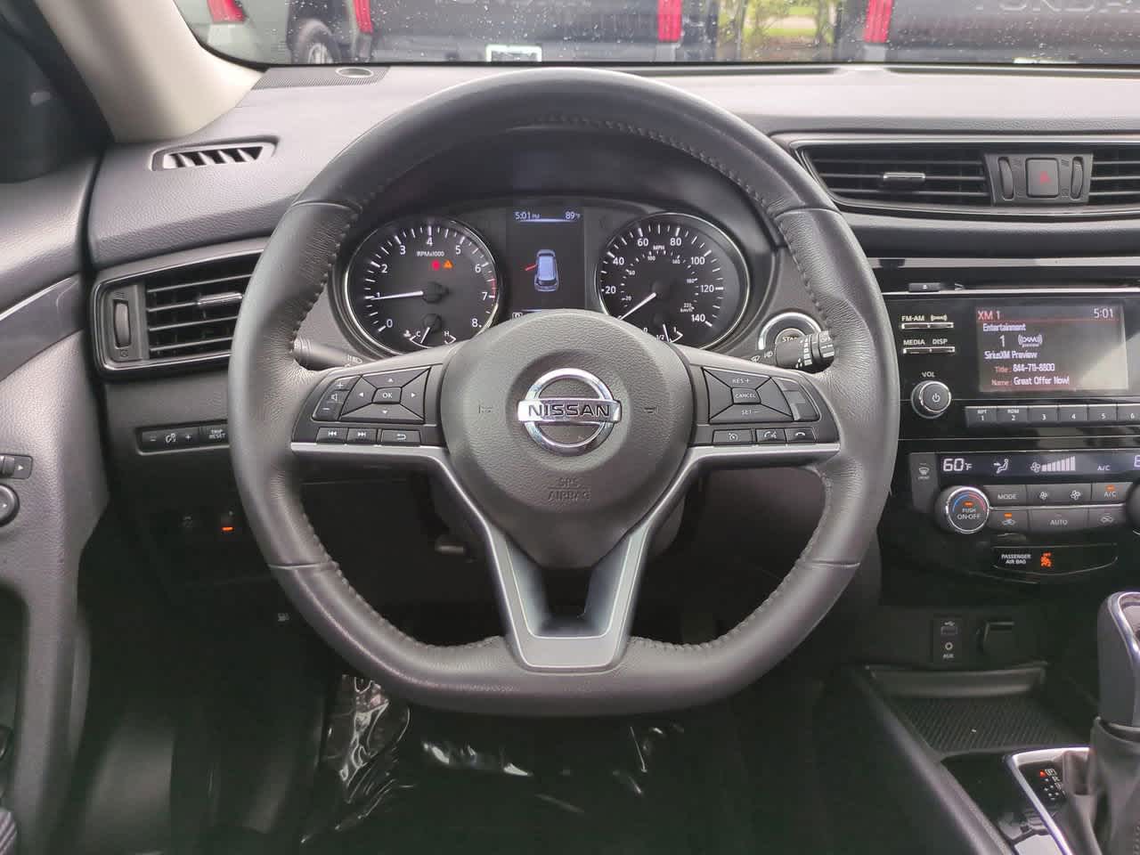 Thumbnail: 2017 Nissan Rogue - 15