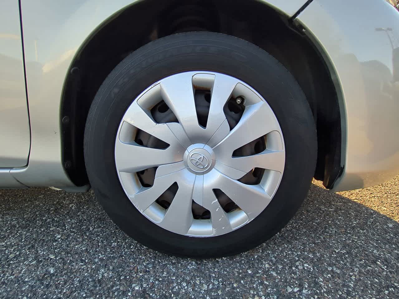 Thumbnail: 2017 Toyota Yaris - 10