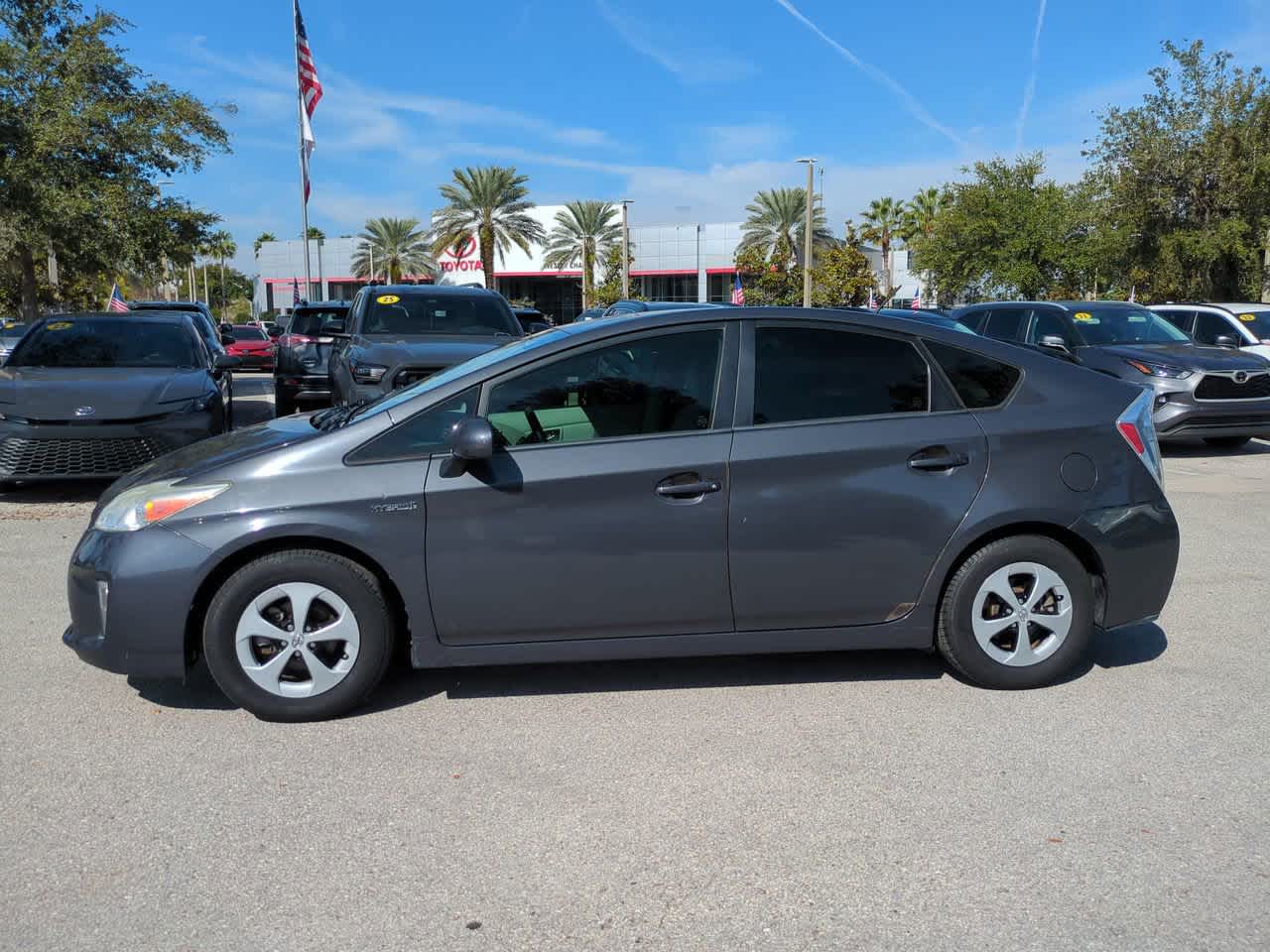 Thumbnail: 2015 Toyota Prius - 3