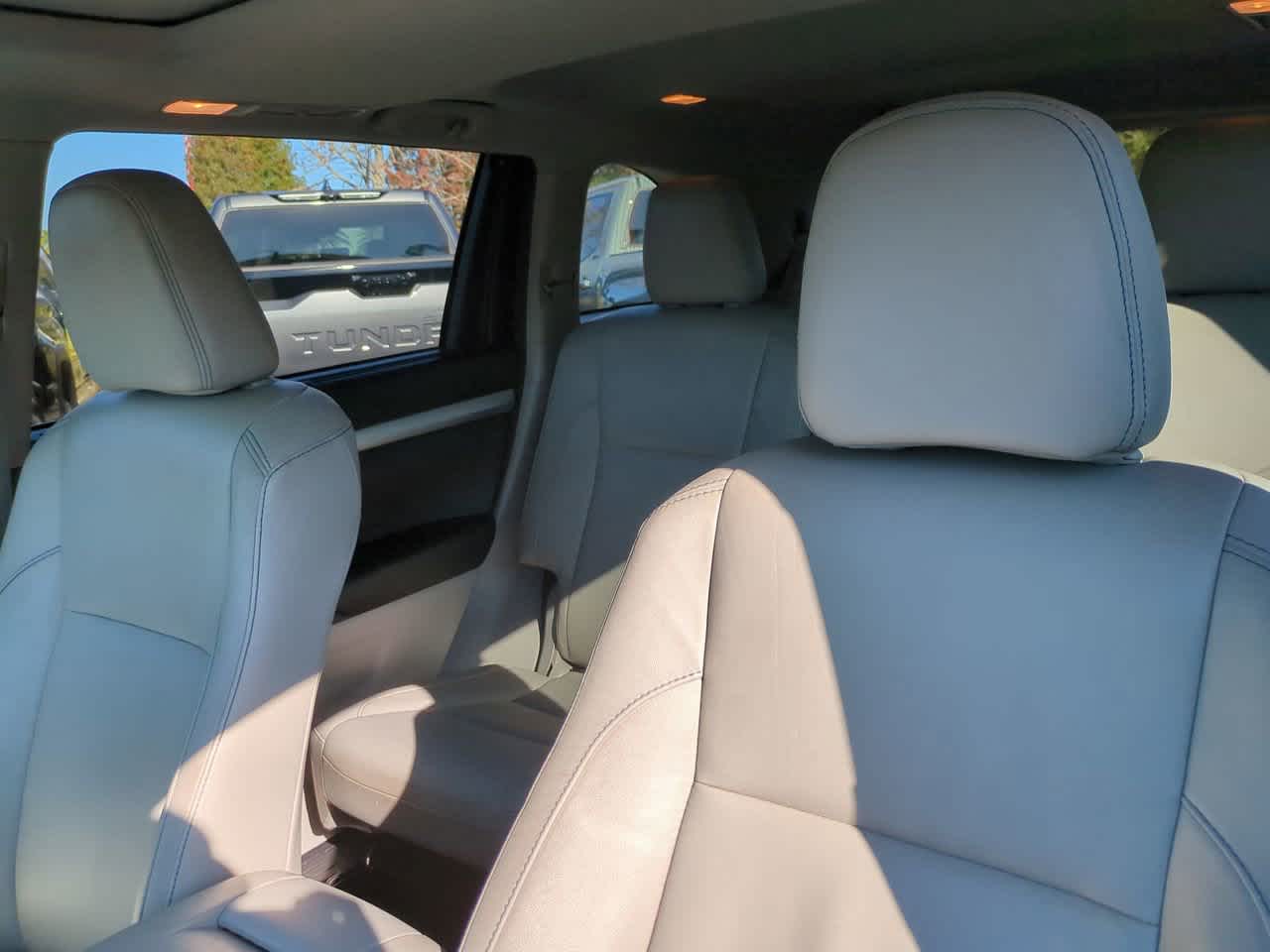 Thumbnail: 2018 Toyota Highlander - 8