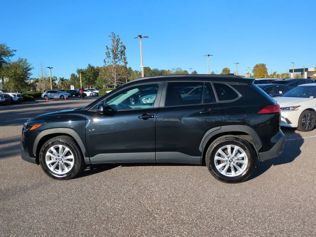 Thumbnail: 2025 Toyota Corolla Cross - 3