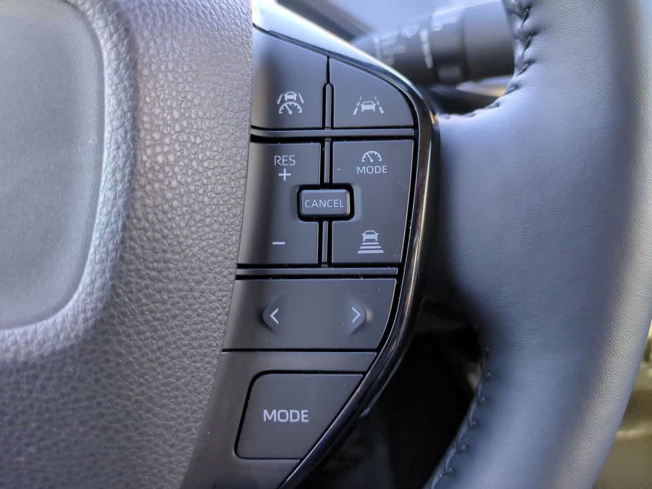 Thumbnail: 2025 Toyota Prius - 23