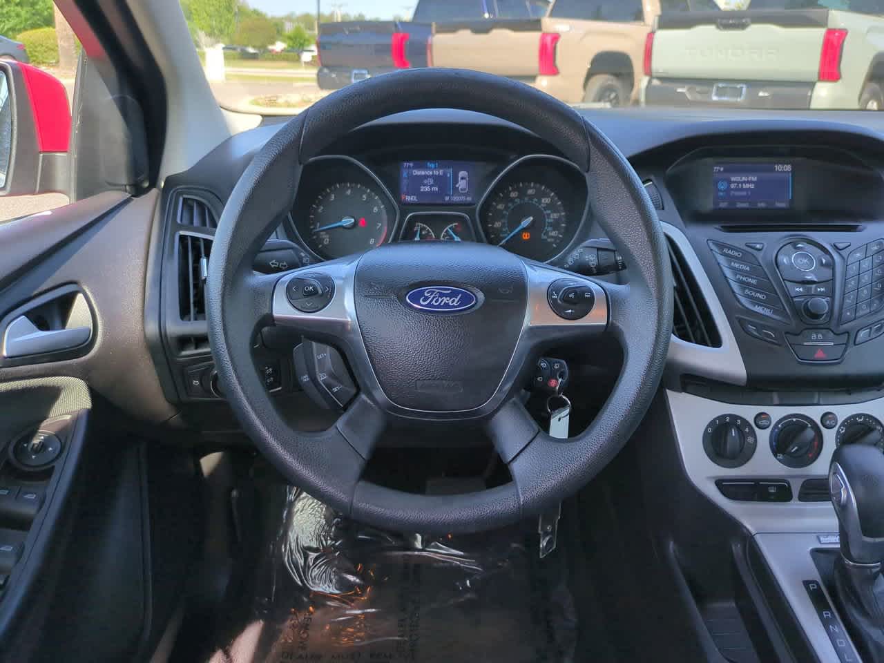 Thumbnail: 2014 Ford Focus - 15