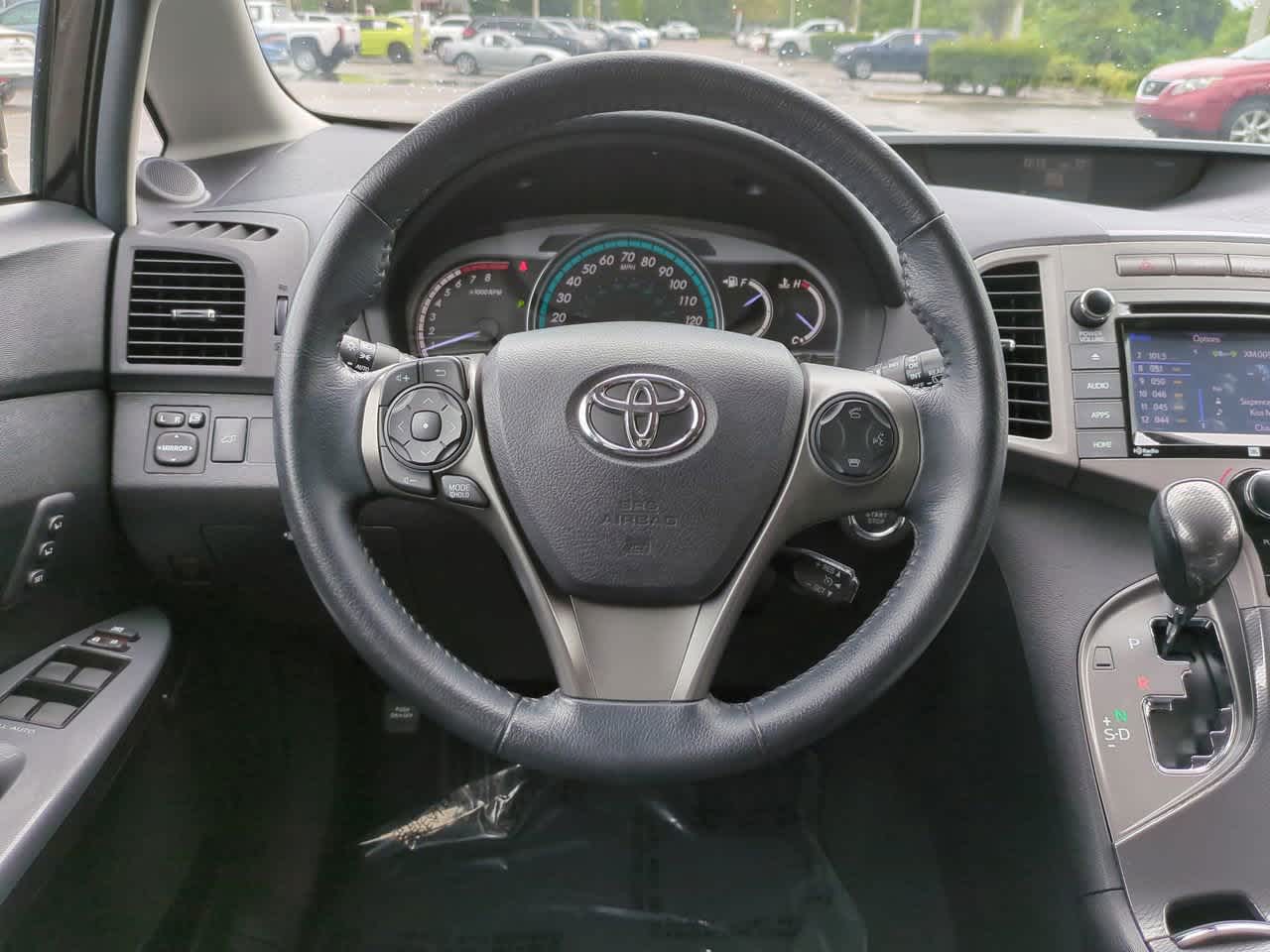 Thumbnail: 2015 Toyota Venza - 15