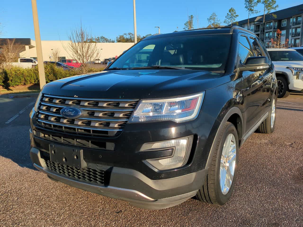 Thumbnail: 2017 Ford Explorer - 2