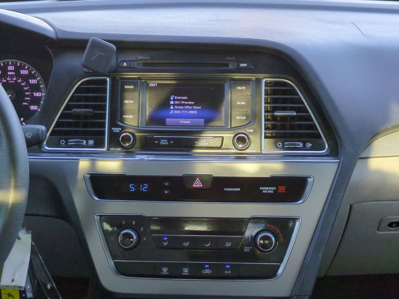 Thumbnail: 2015 Hyundai Sonata - 17