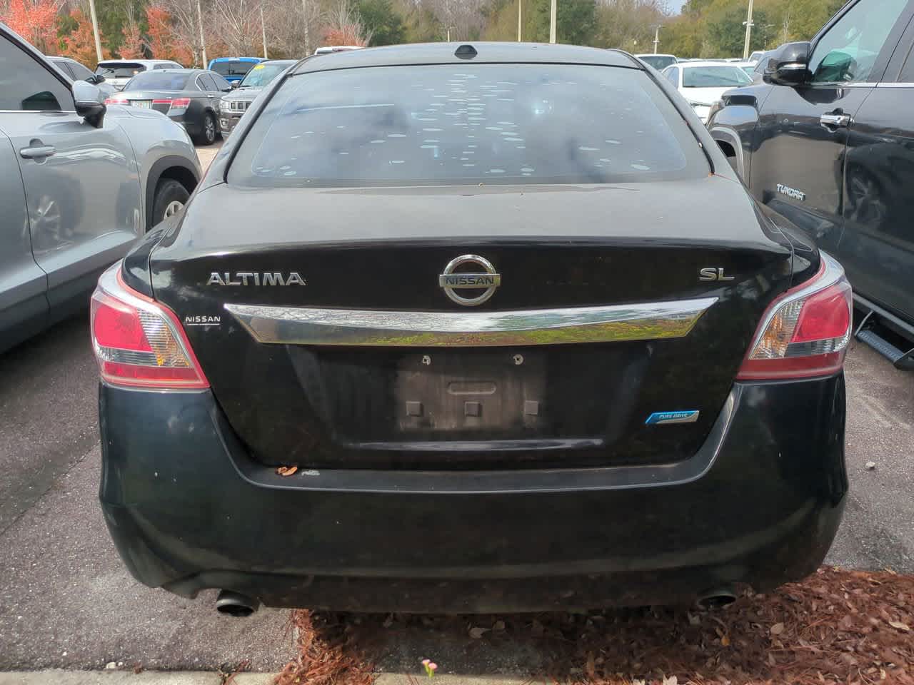 Thumbnail: 2013 Nissan Altima - 4