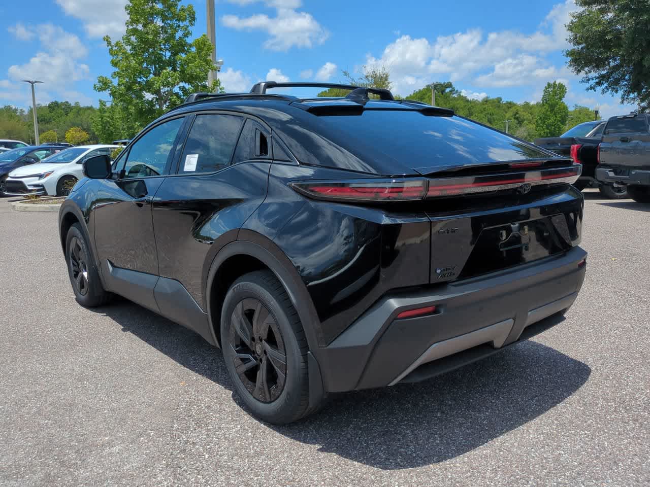 Thumbnail: 2026 Toyota C-HR - 4