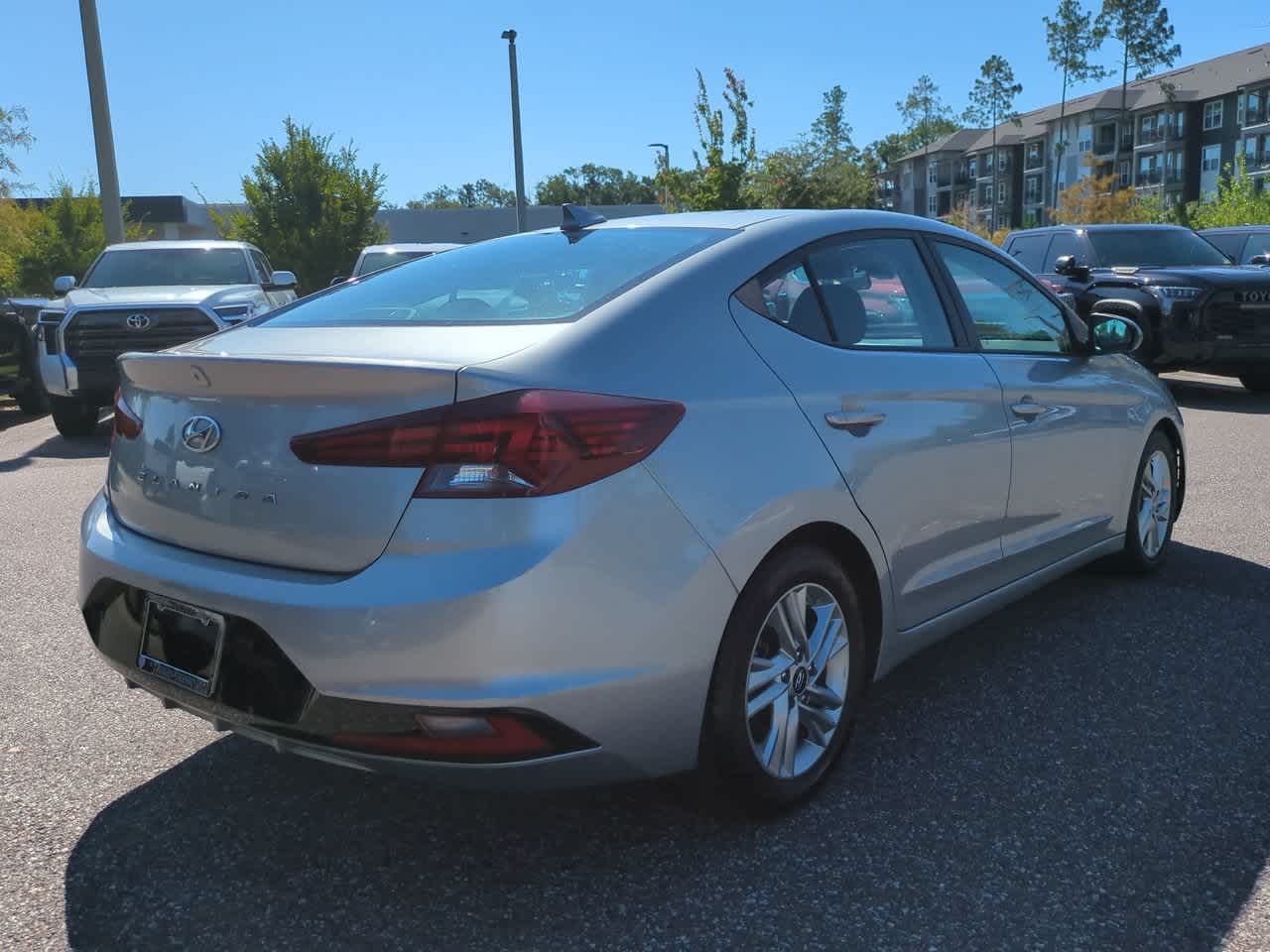 Thumbnail: 2020 Hyundai Elantra - 6