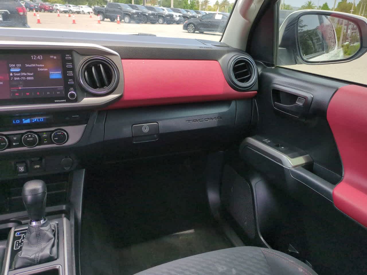 2022 Toyota Tacoma SR5 16