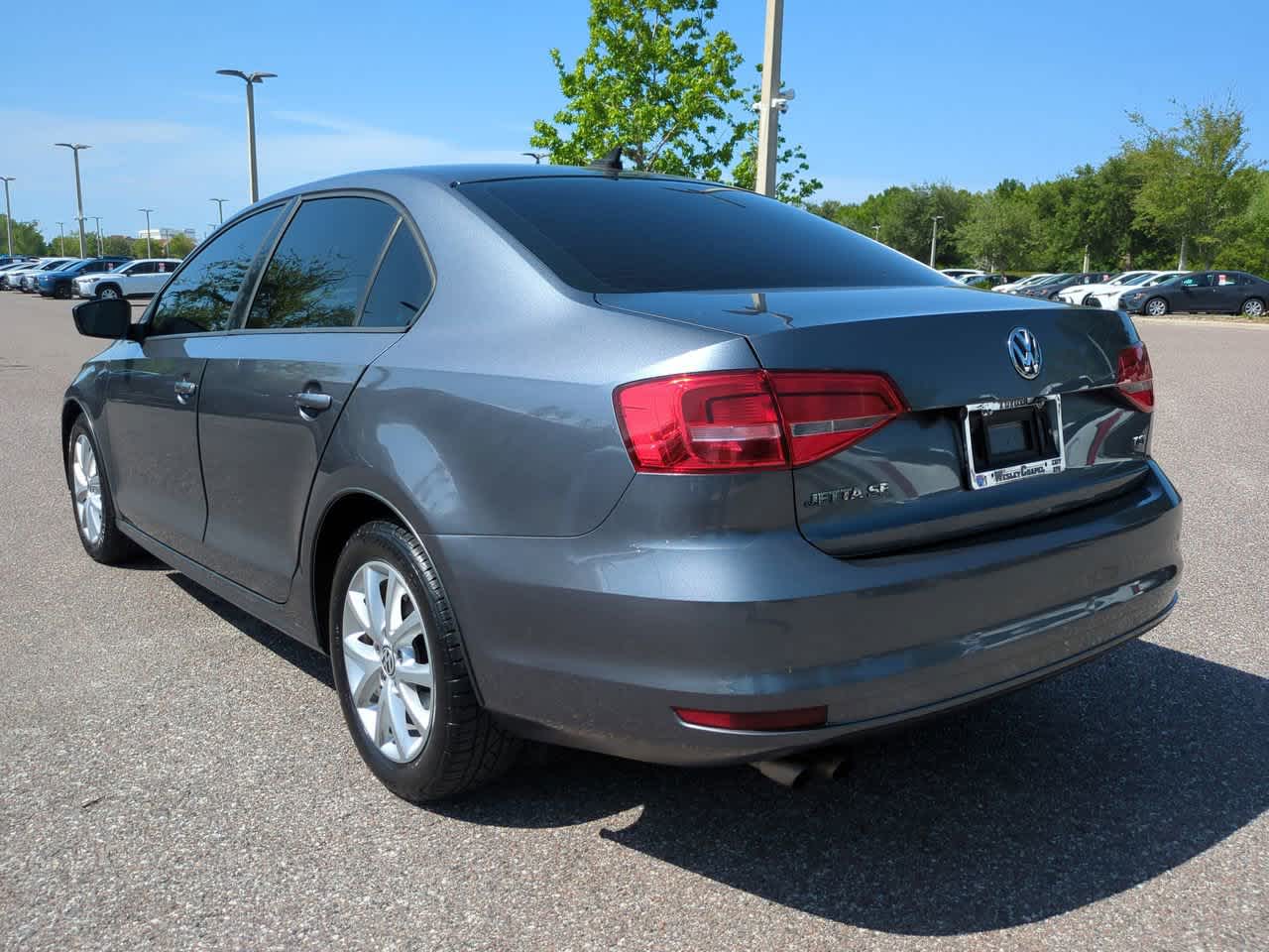 Thumbnail: 2015 Volkswagen Jetta - 4