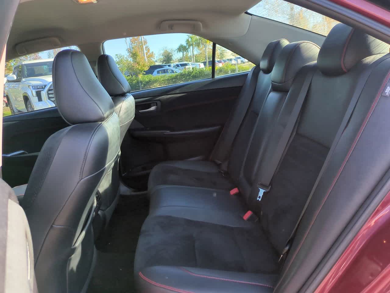 Thumbnail: 2016 Toyota Camry - 13