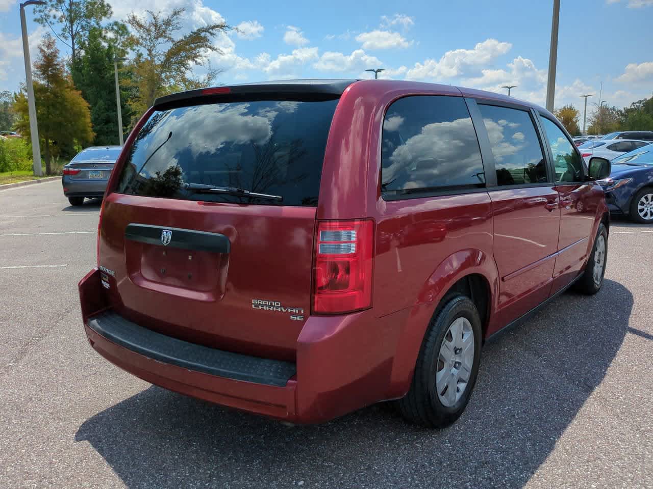 Thumbnail: 2010 Dodge Grand Caravan - 6
