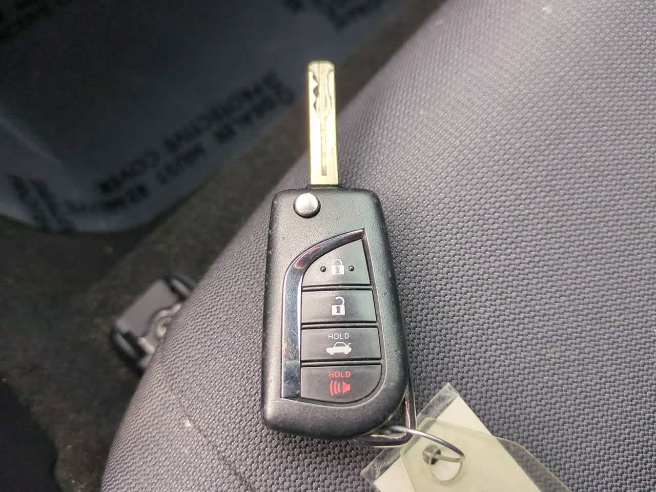 Thumbnail: 2021 Toyota Corolla - 25