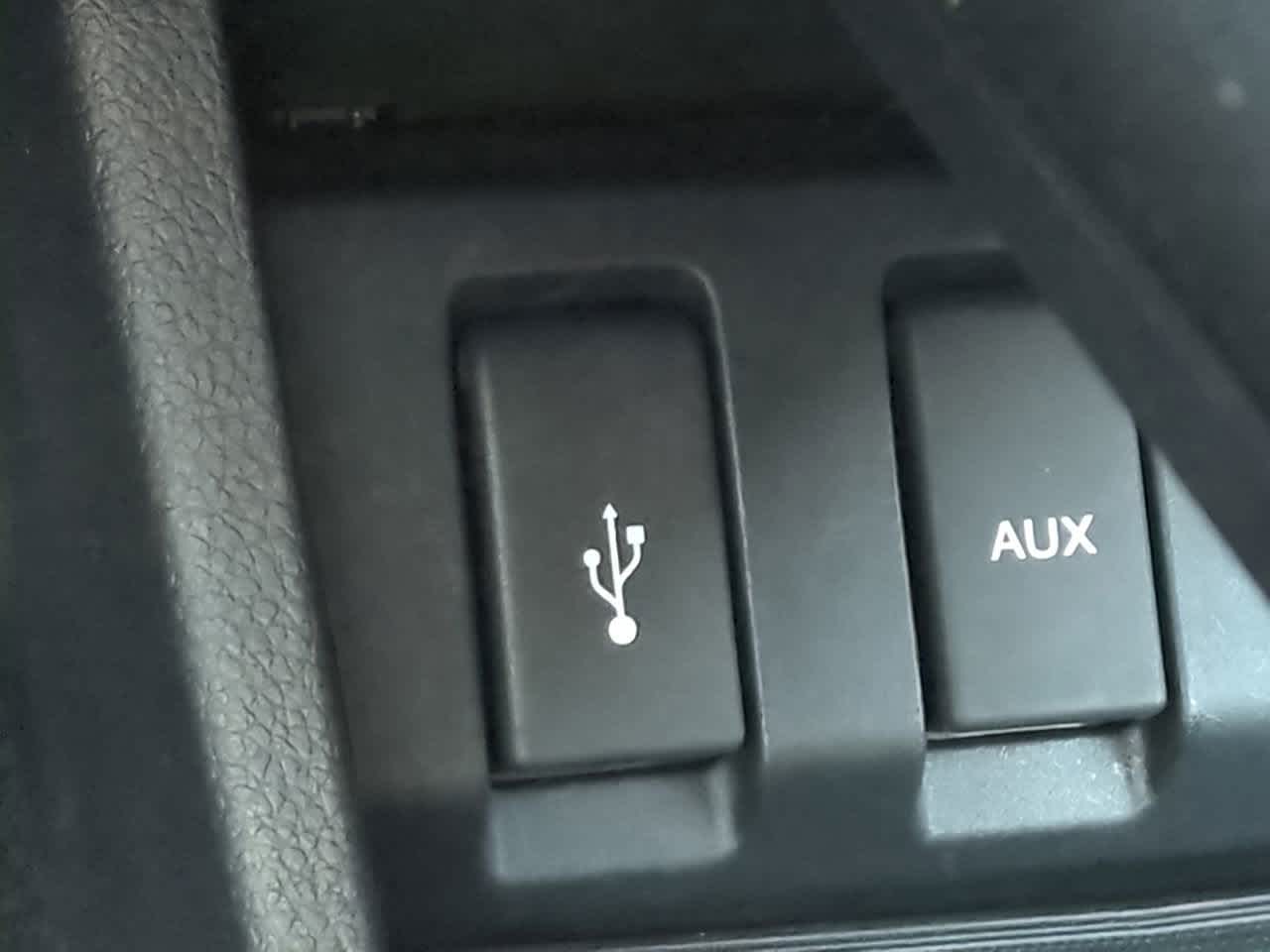 Thumbnail: 2016 Honda HR-V - 18