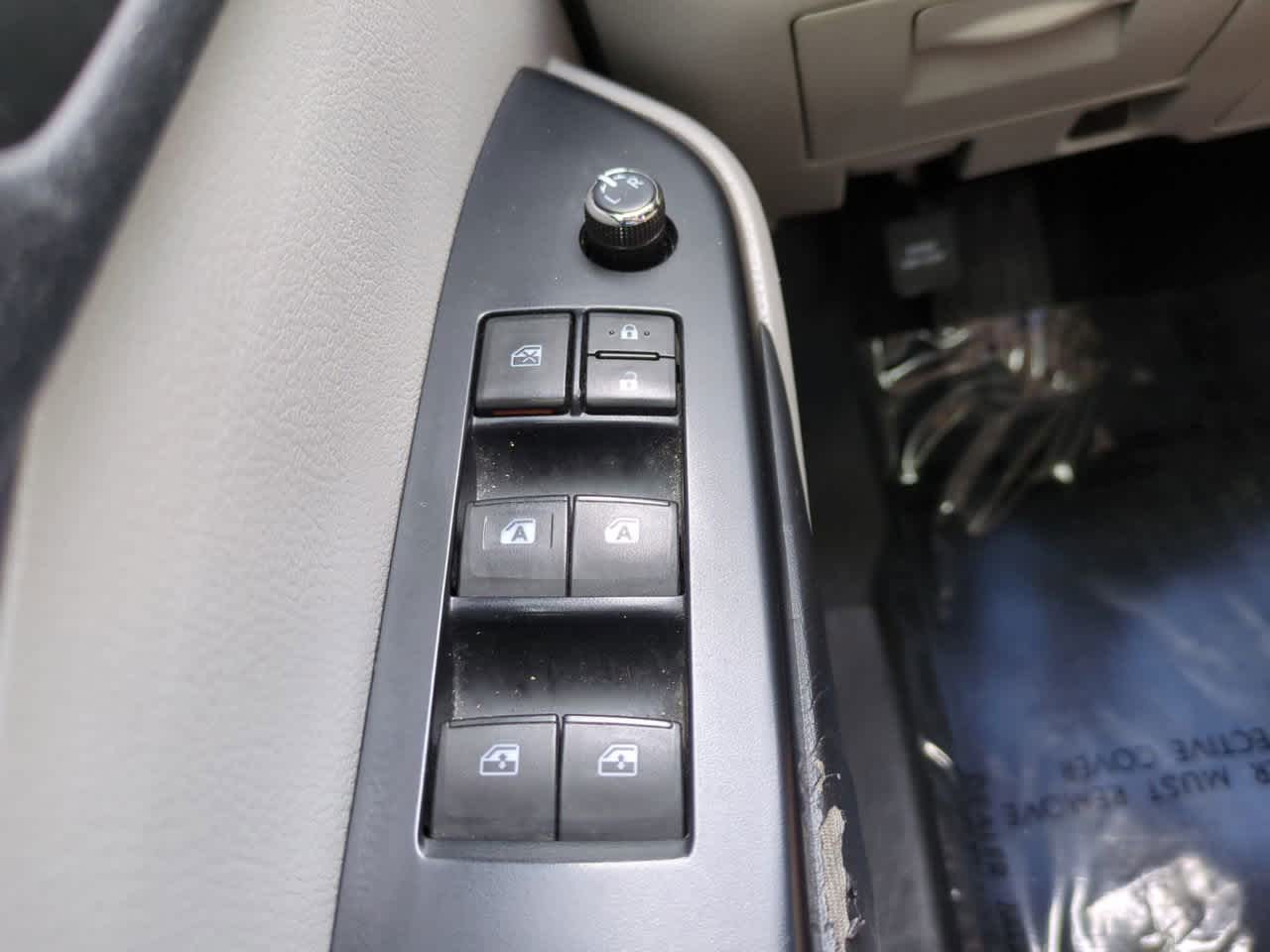 Thumbnail: 2018 Toyota Highlander - 22