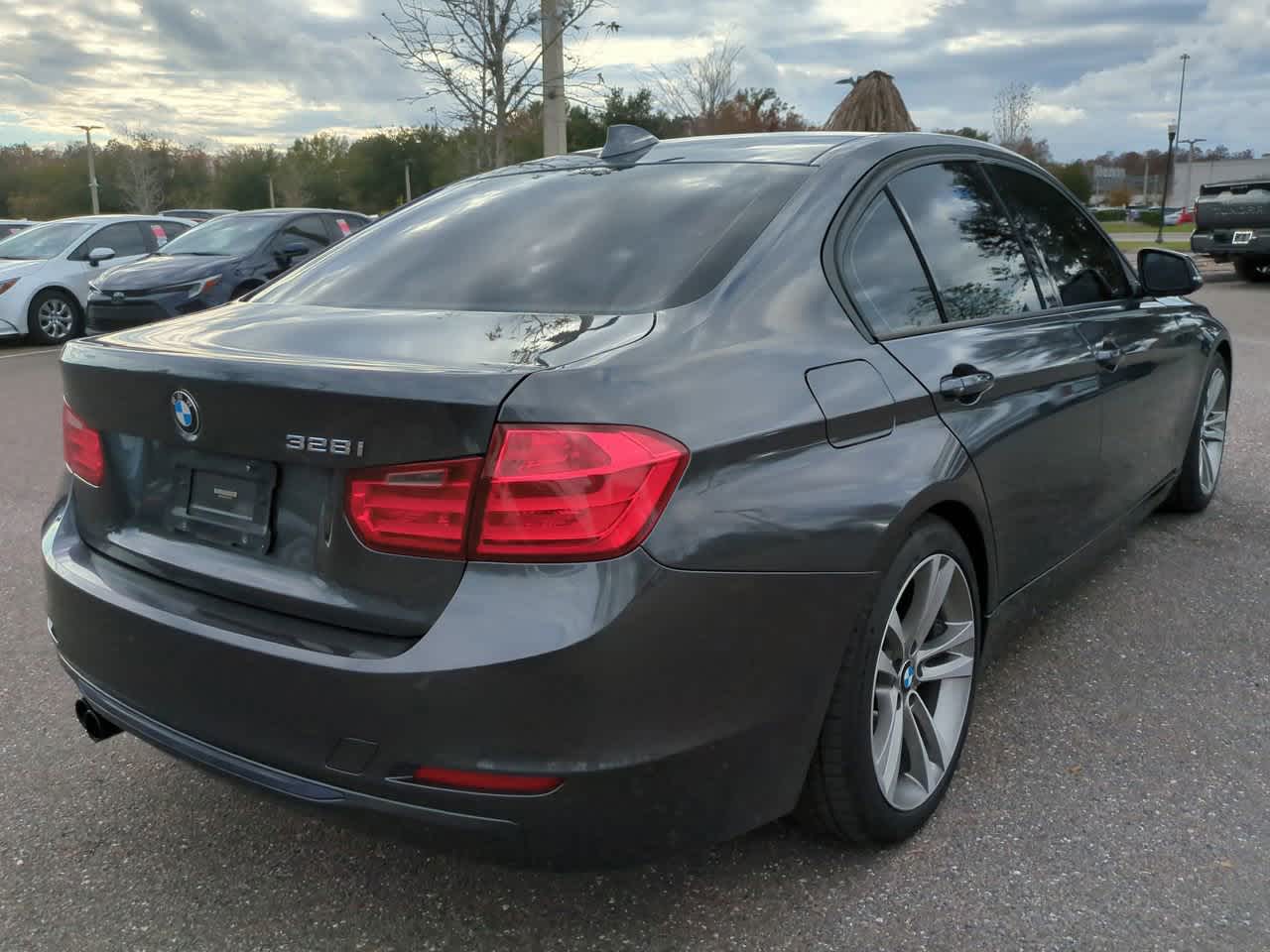 Thumbnail: 2013 BMW 3 Series - 6