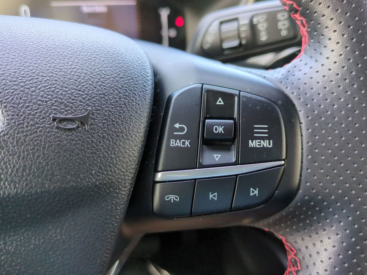 Thumbnail: 2025 Ford Escape - 23