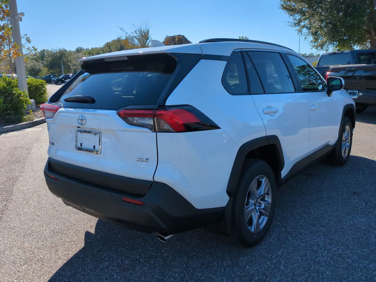 Thumbnail: 2025 Toyota RAV4 - 6