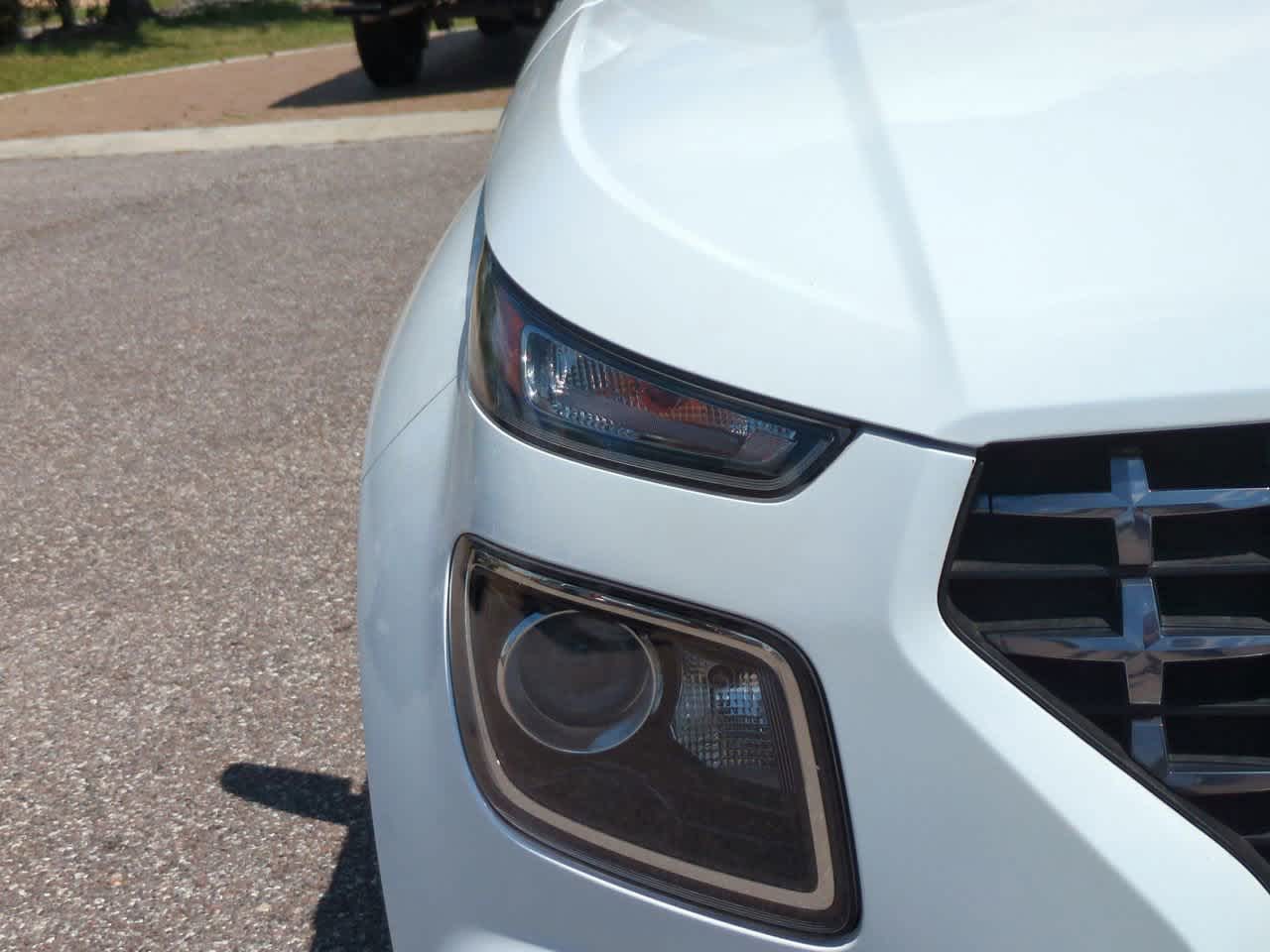 Thumbnail: 2025 Hyundai Venue - 10