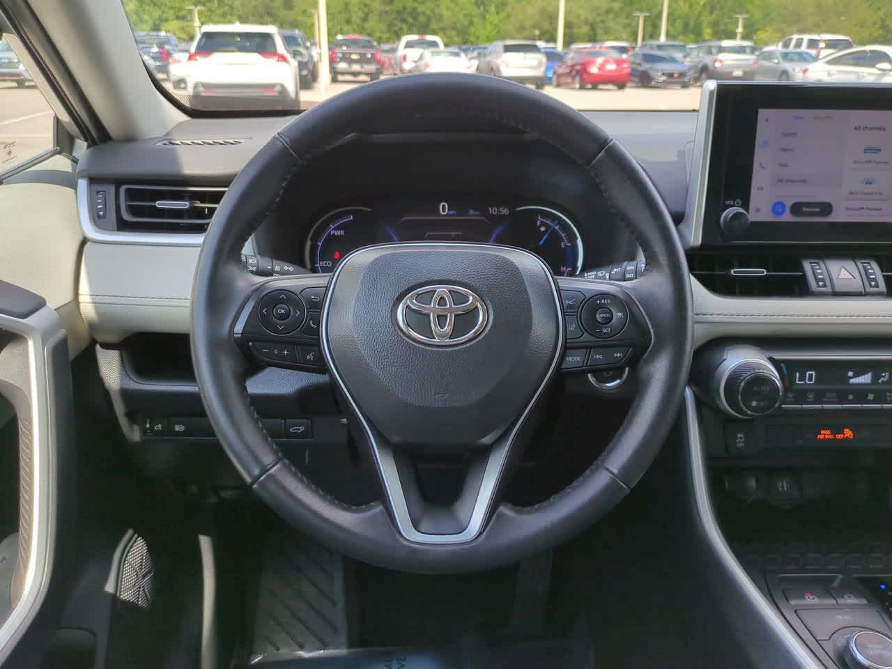 Thumbnail: 2023 Toyota RAV4 - 15