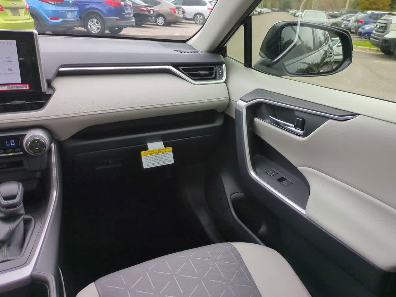 Thumbnail: 2025 Toyota RAV4 - 16