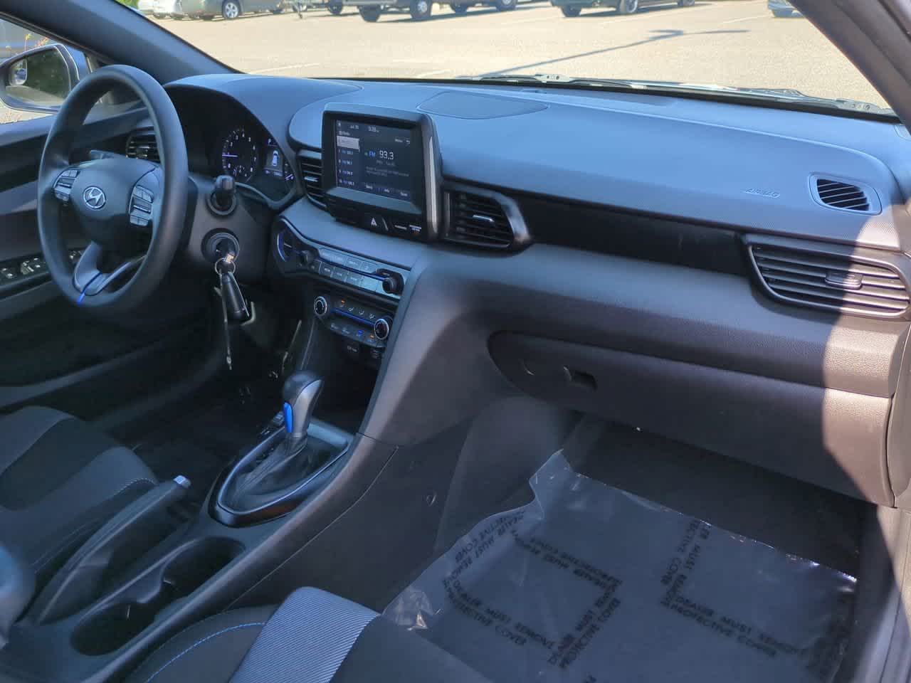 Thumbnail: 2020 Hyundai Veloster - 15