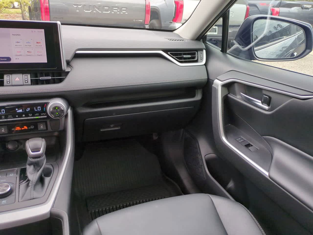 Thumbnail: 2023 Toyota RAV4 - 16