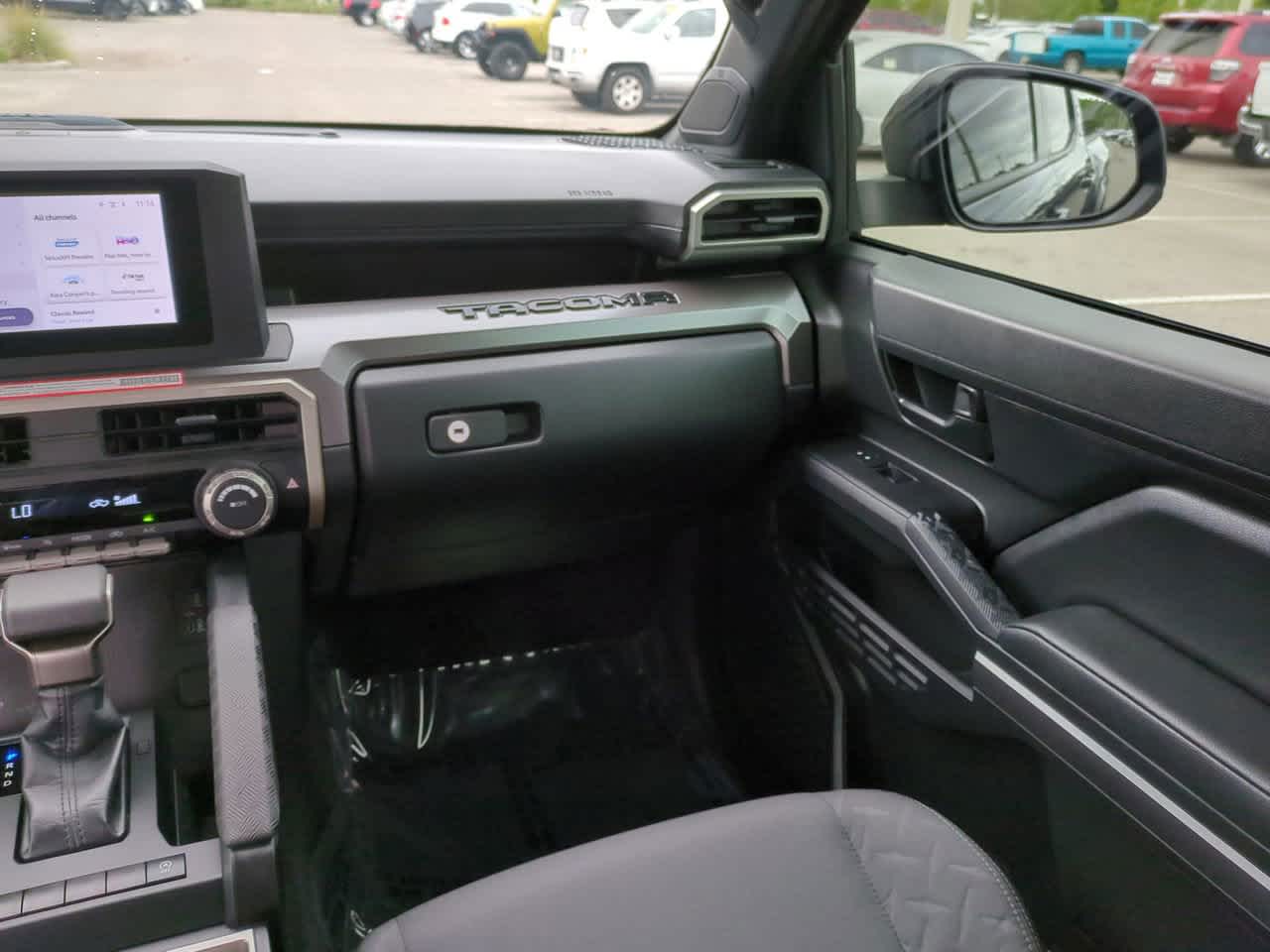 2025 Toyota Tacoma SR5 16