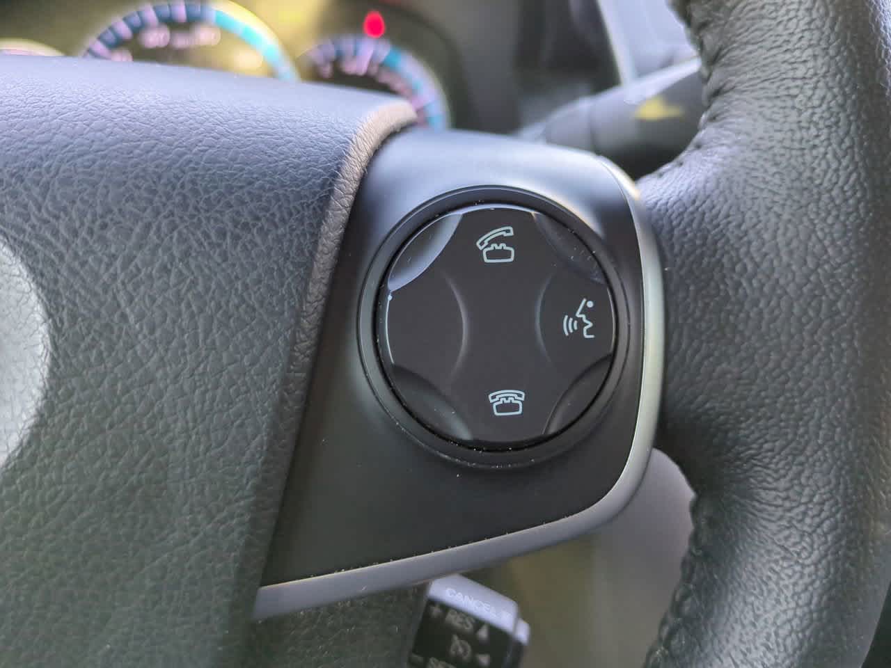 Thumbnail: 2012 Toyota Camry - 24