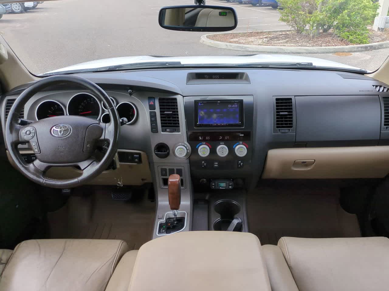 Thumbnail: 2010 Toyota Tundra - 14