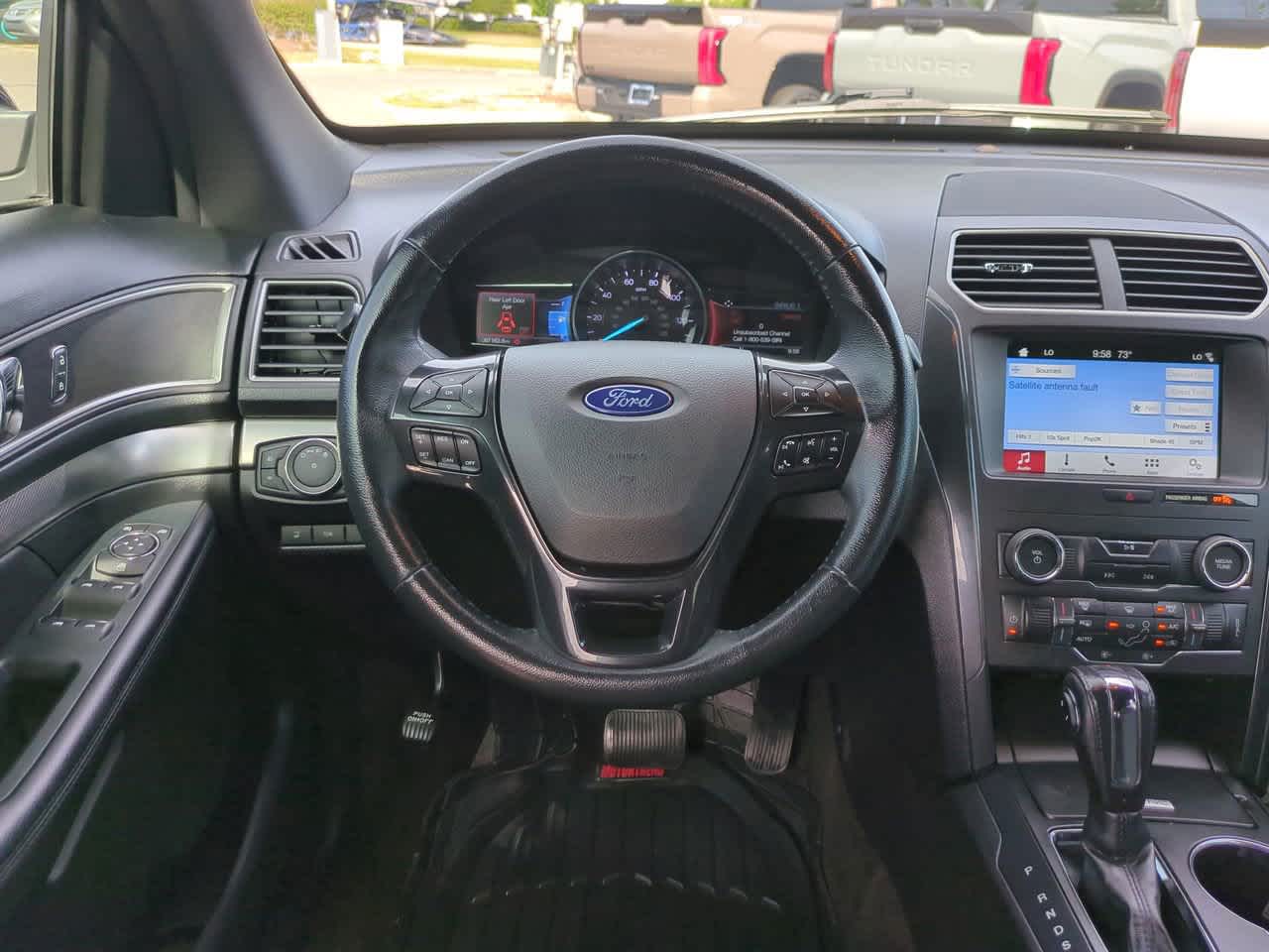 Thumbnail: 2018 Ford Explorer - 16