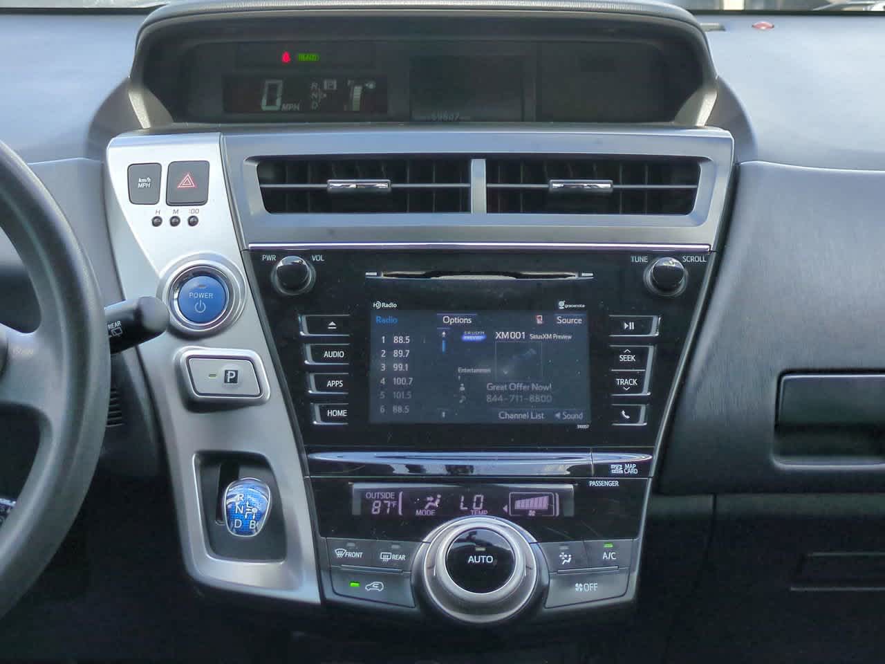 Thumbnail: 2015 Toyota Prius v - 16