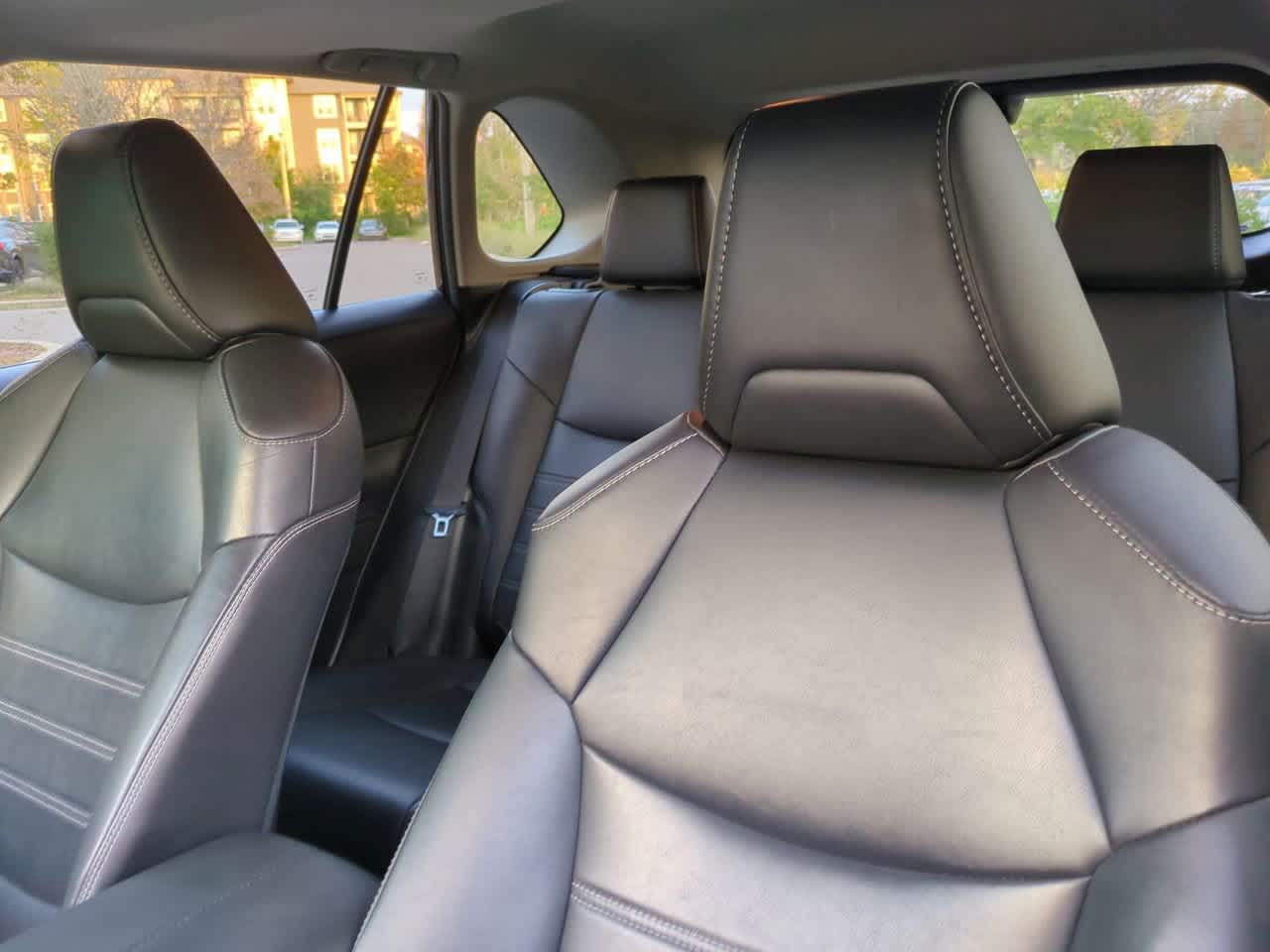 Thumbnail: 2020 Toyota RAV4 - 8