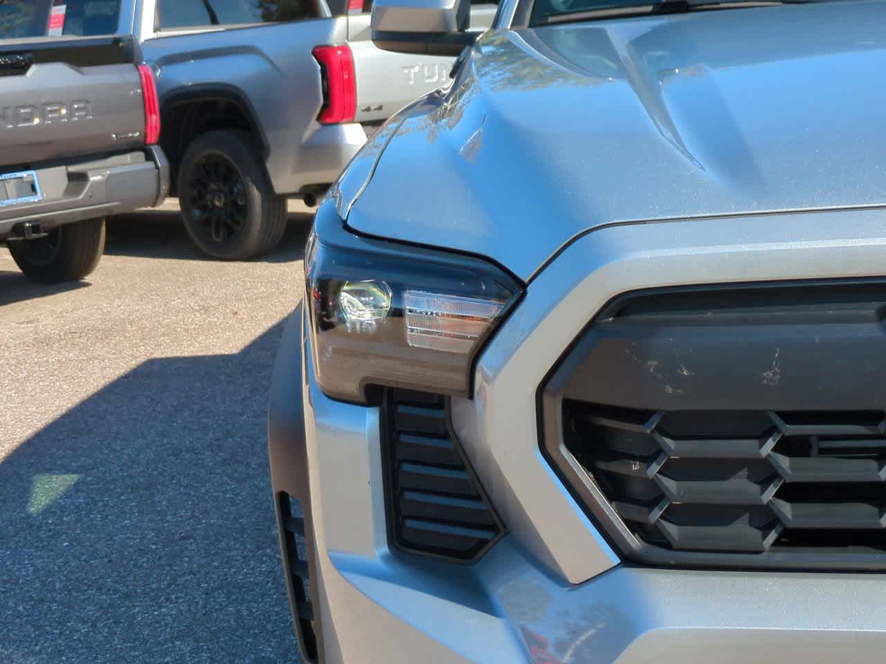 Thumbnail: 2024 Toyota Tacoma - 10