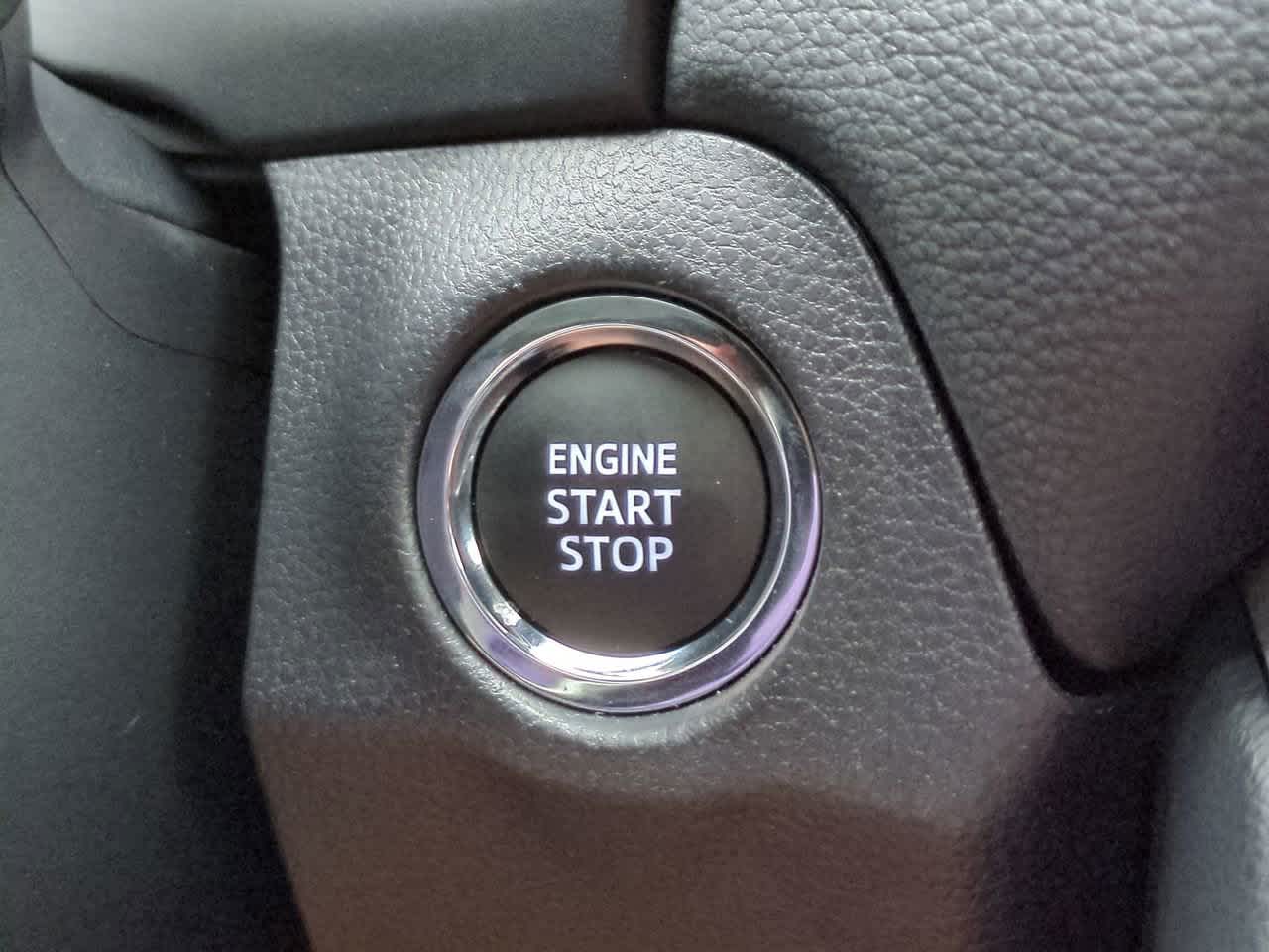 Thumbnail: 2025 Toyota RAV4 - 25