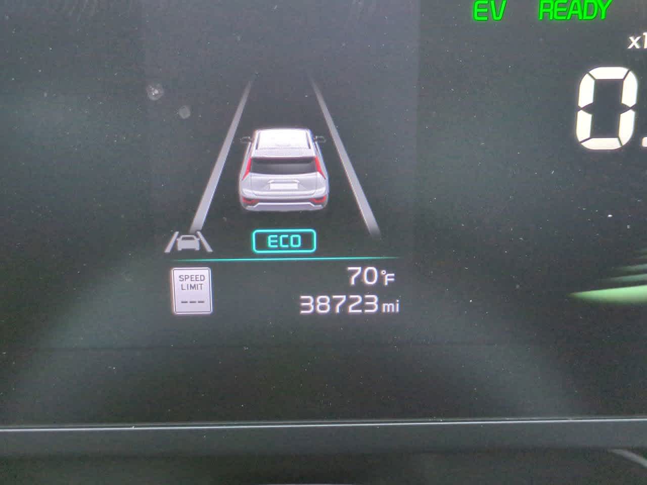 Thumbnail: 2023 Kia Niro - 24