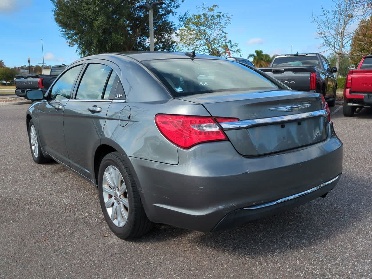Thumbnail: 2013 Chrysler 200 - 4
