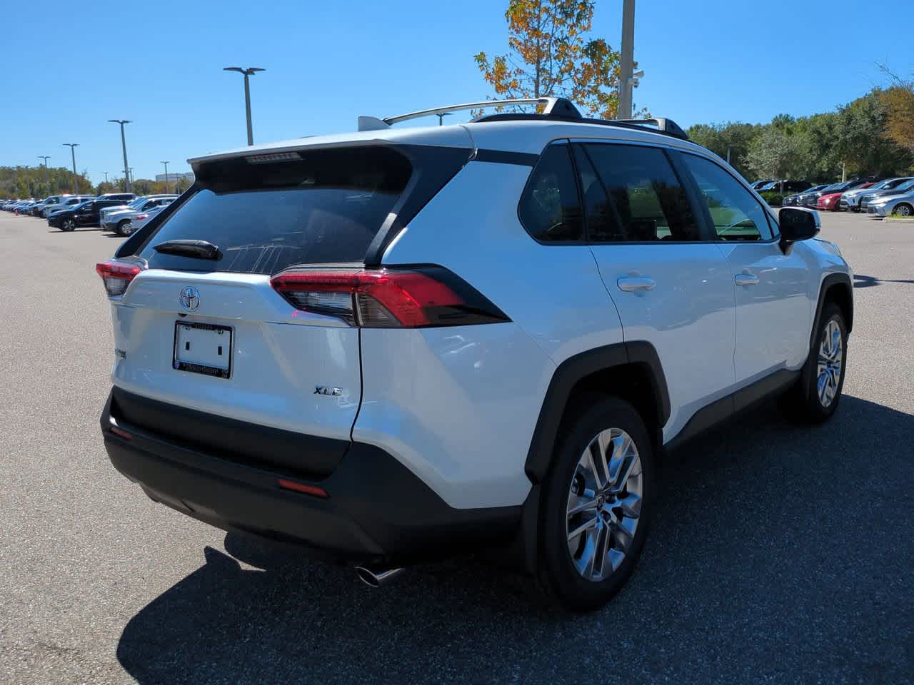 Thumbnail: 2025 Toyota RAV4 - 6