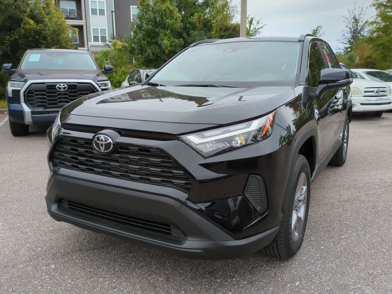 Thumbnail: 2025 Toyota RAV4 - 2