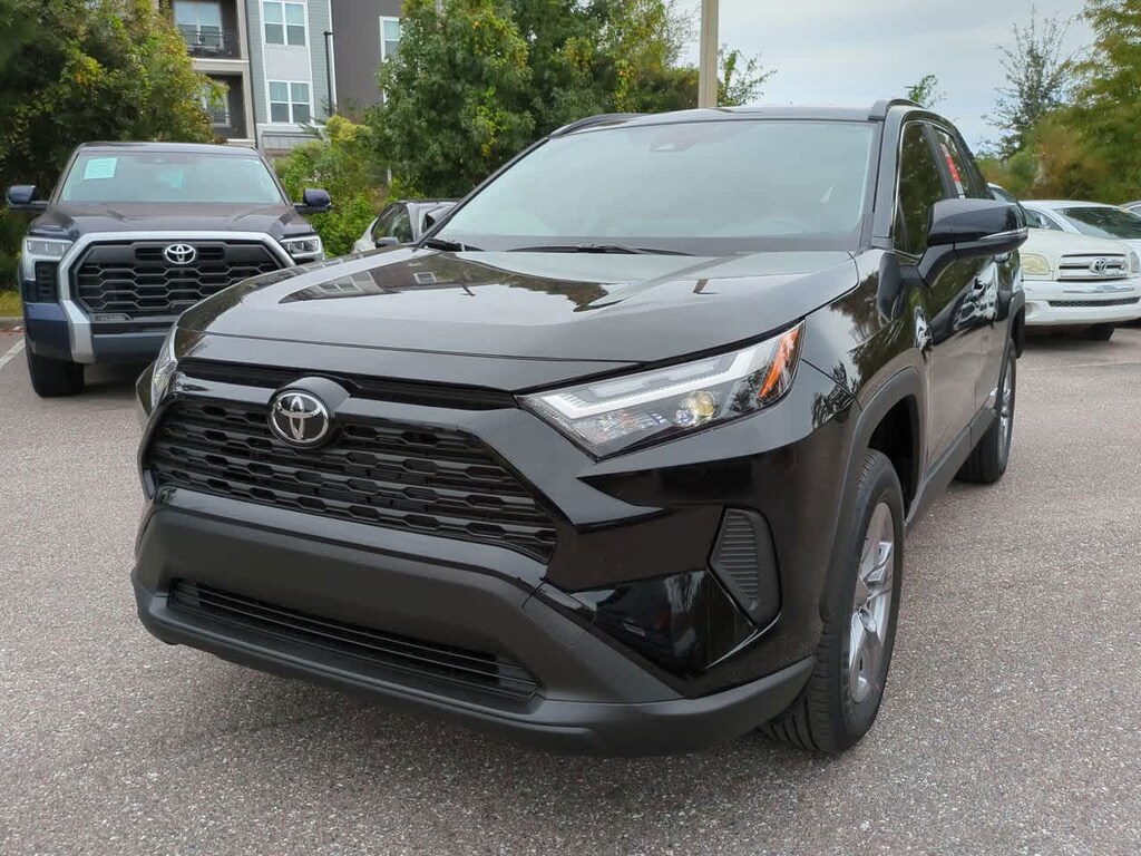 New 2025 Toyota RAV4 Hybrid XLE SUV