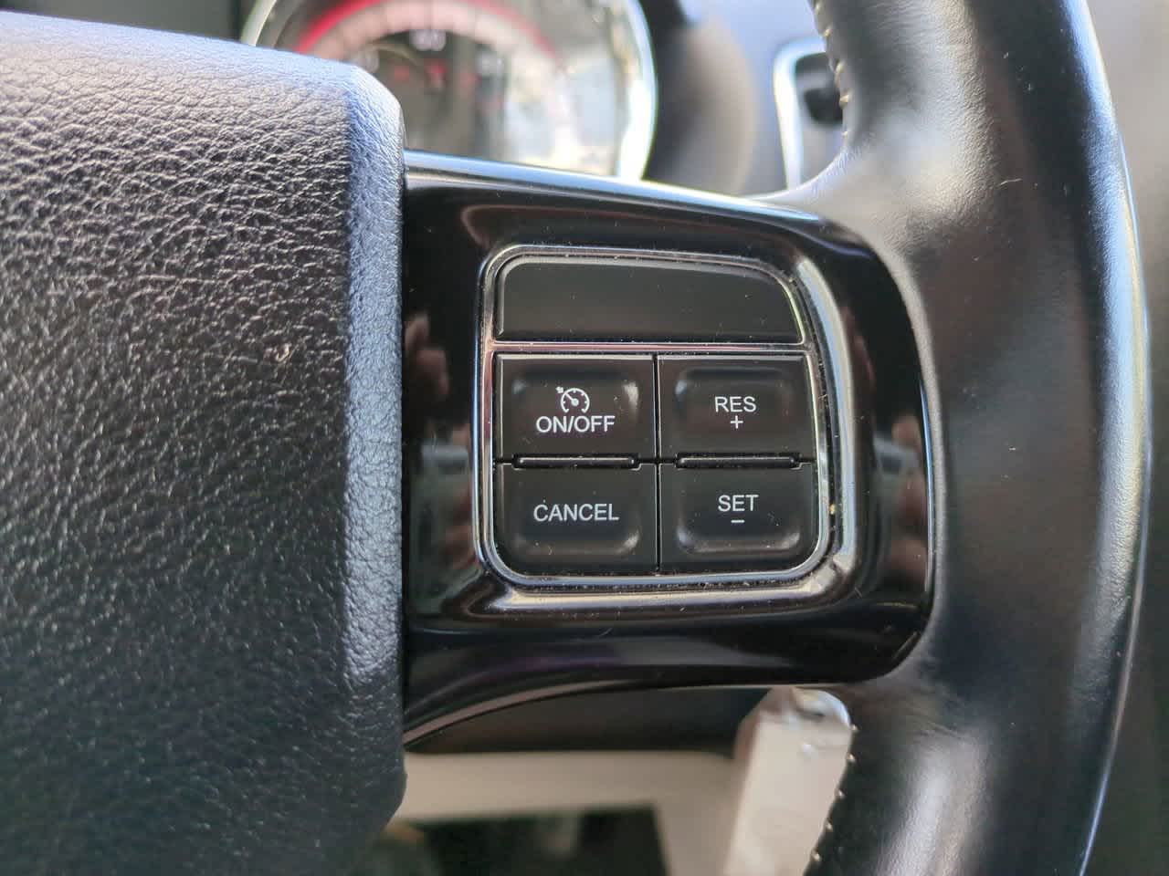 Thumbnail: 2017 Dodge Grand Caravan - 24