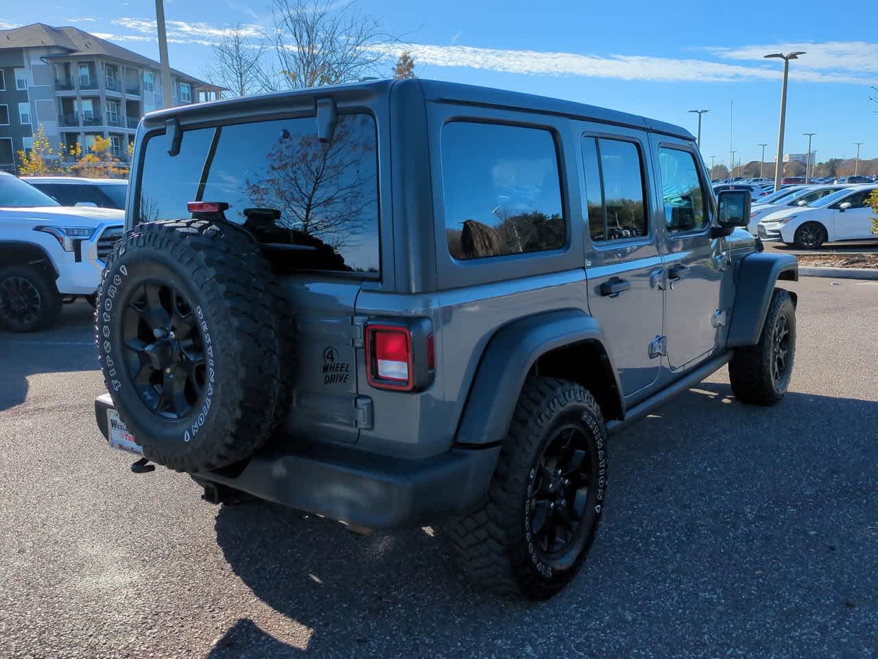 Thumbnail: 2021 Jeep Wrangler - 6