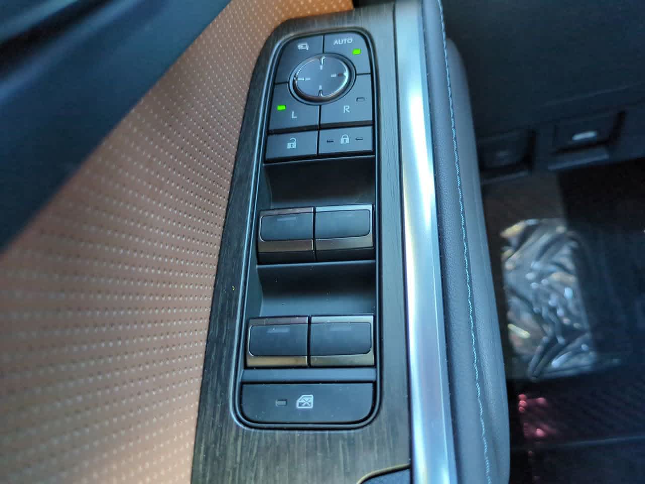 Thumbnail: 2024 Lexus GX - 23