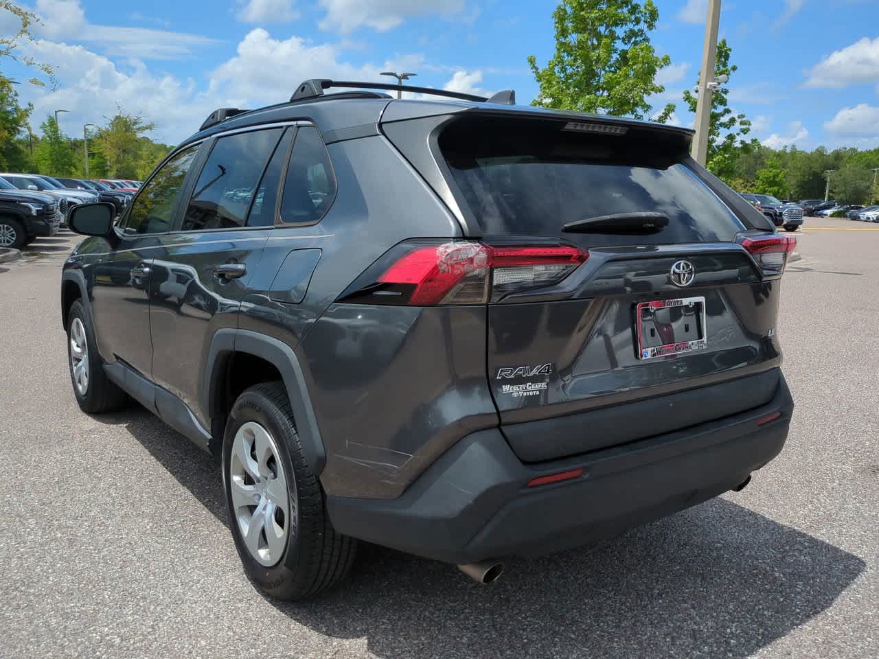 Thumbnail: 2021 Toyota RAV4 - 4