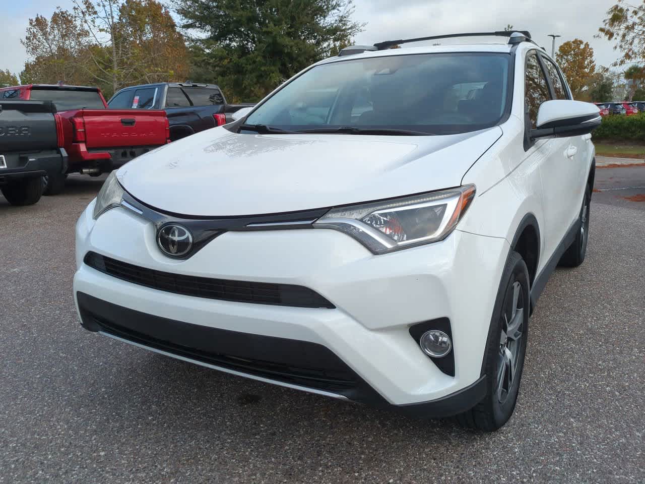 Thumbnail: 2018 Toyota RAV4 - 2